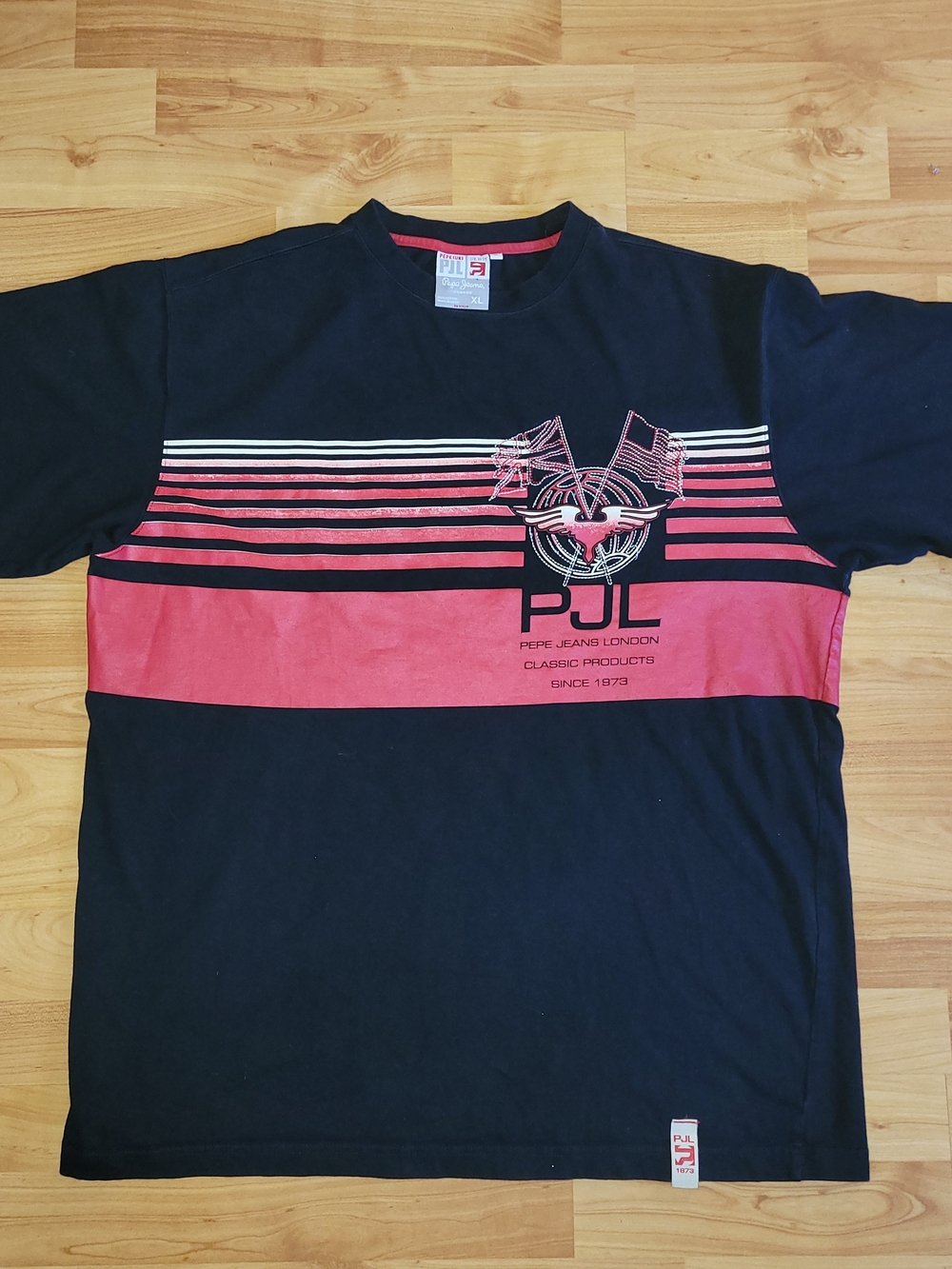VTG Y2K Pepe Jeans London Black and Red Striped Graphic Short Sleeve Tee, XL